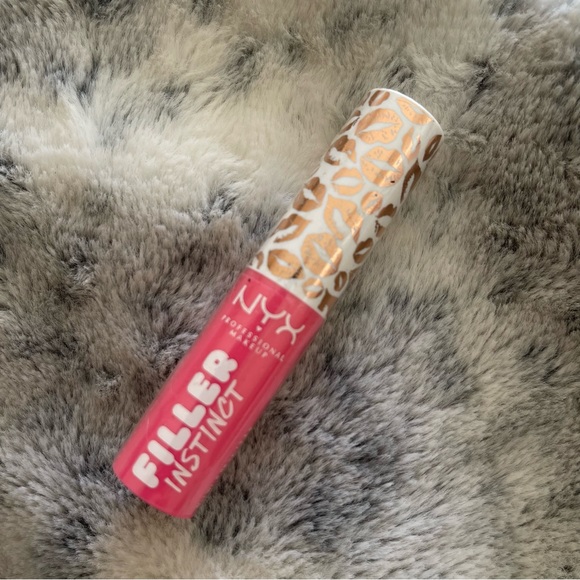 NYX Filler Instinct Plump Lip Color - Picture 2 of 2
